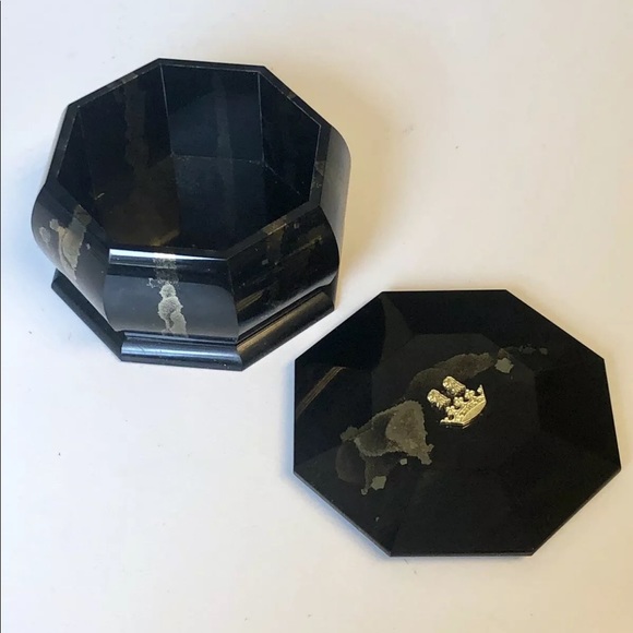 Verdura 18k YGold, shungite, pyrite stone box - Picture 3 of 4